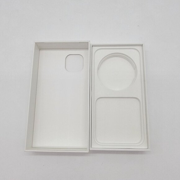 Retail‎ Box for Apple iPhone 13 Black - Box ONLY No Accessories, Etc - Picture 2 of 3